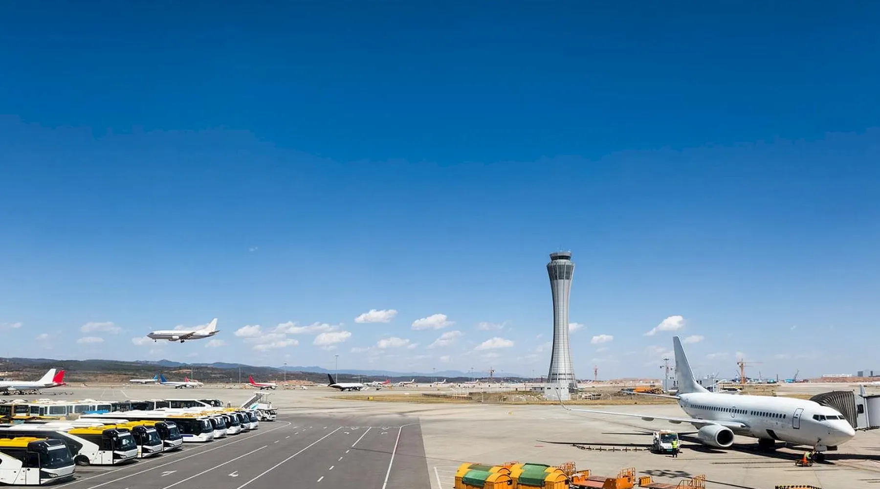 The control tower at Chicago Executive Airport